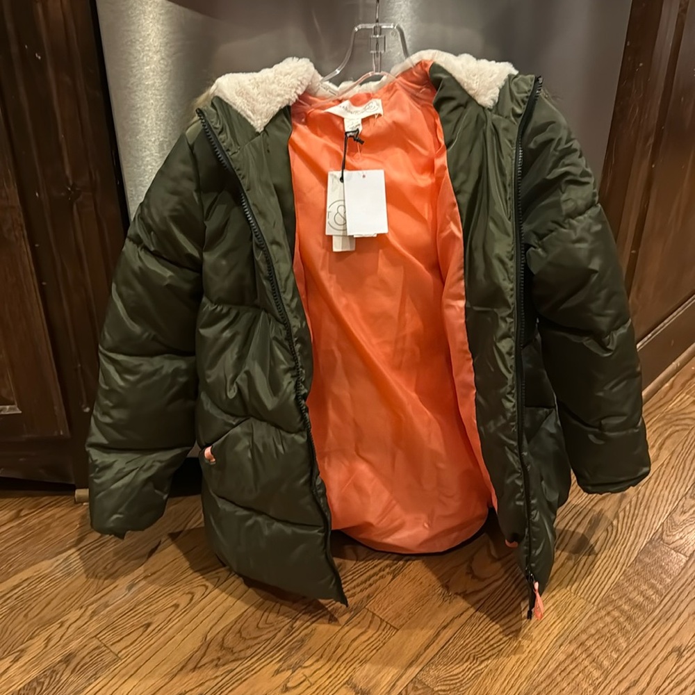 Nordstrom’s Treasure & Bond Green Puffer Jacket with Light Orange Interior